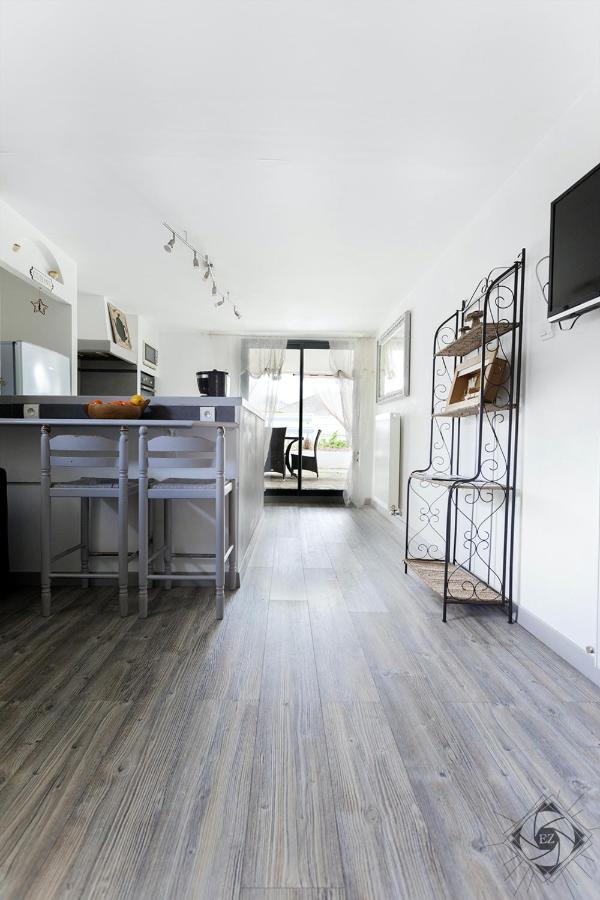Appartement Lumineux A Voreppe Avec Piscine Екстериор снимка