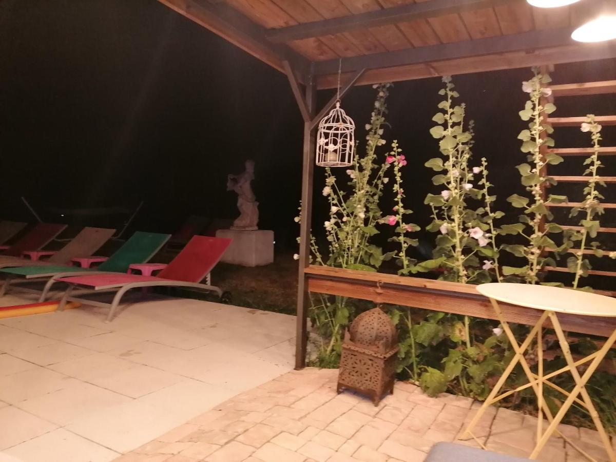 Appartement Lumineux A Voreppe Avec Piscine Екстериор снимка