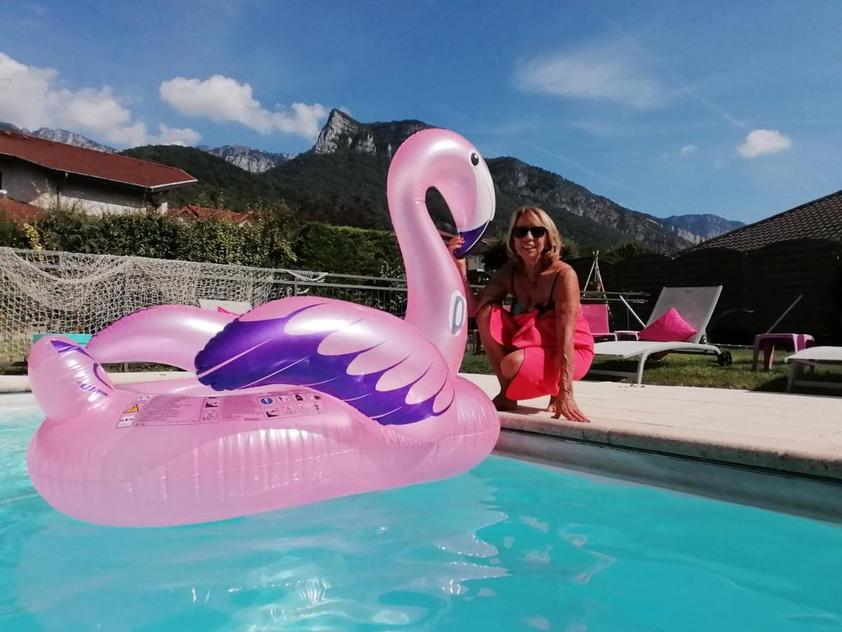 Appartement Lumineux A Voreppe Avec Piscine Екстериор снимка